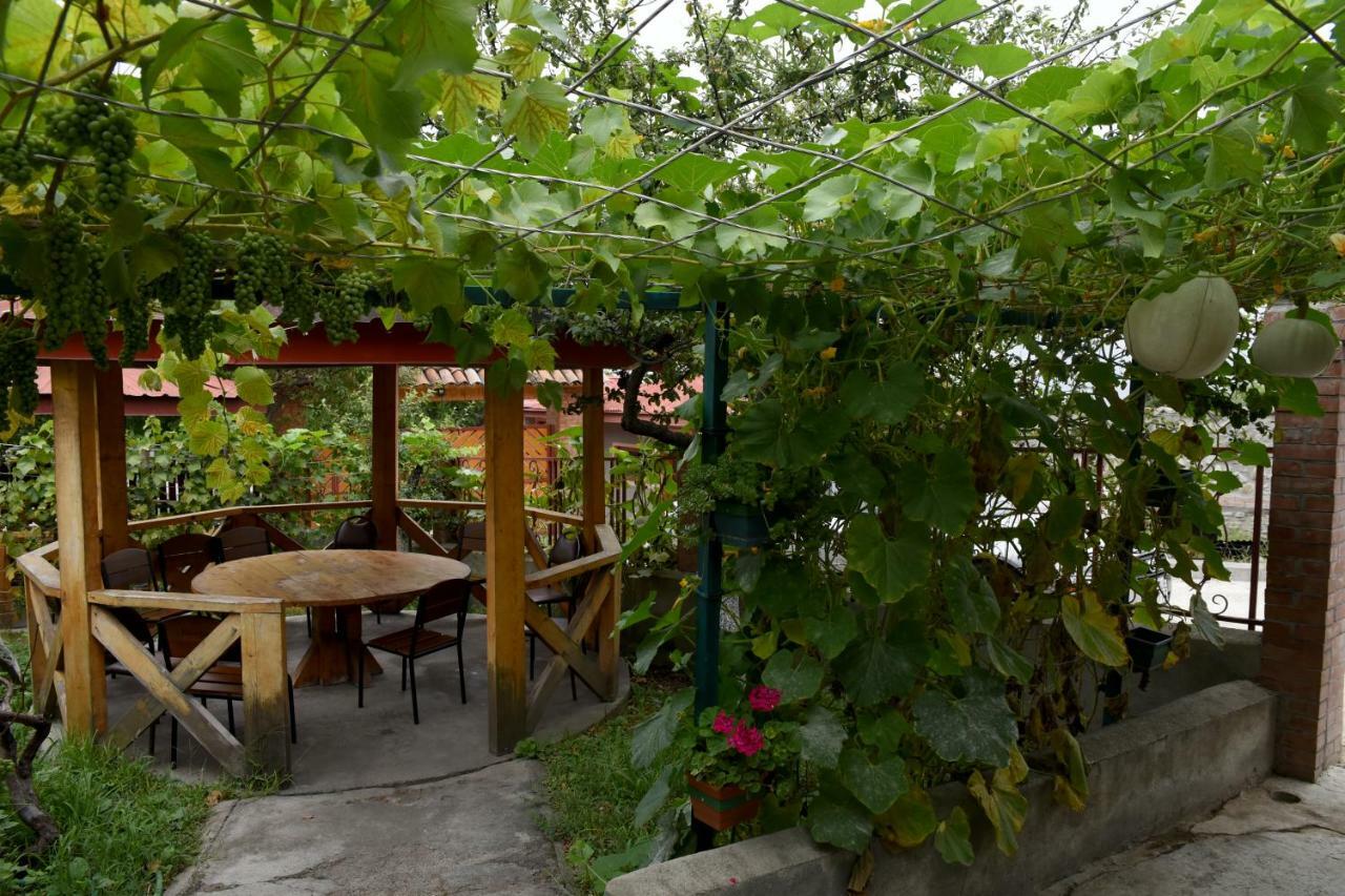 Bed and Breakfast Nikala Telawi Exterior foto
